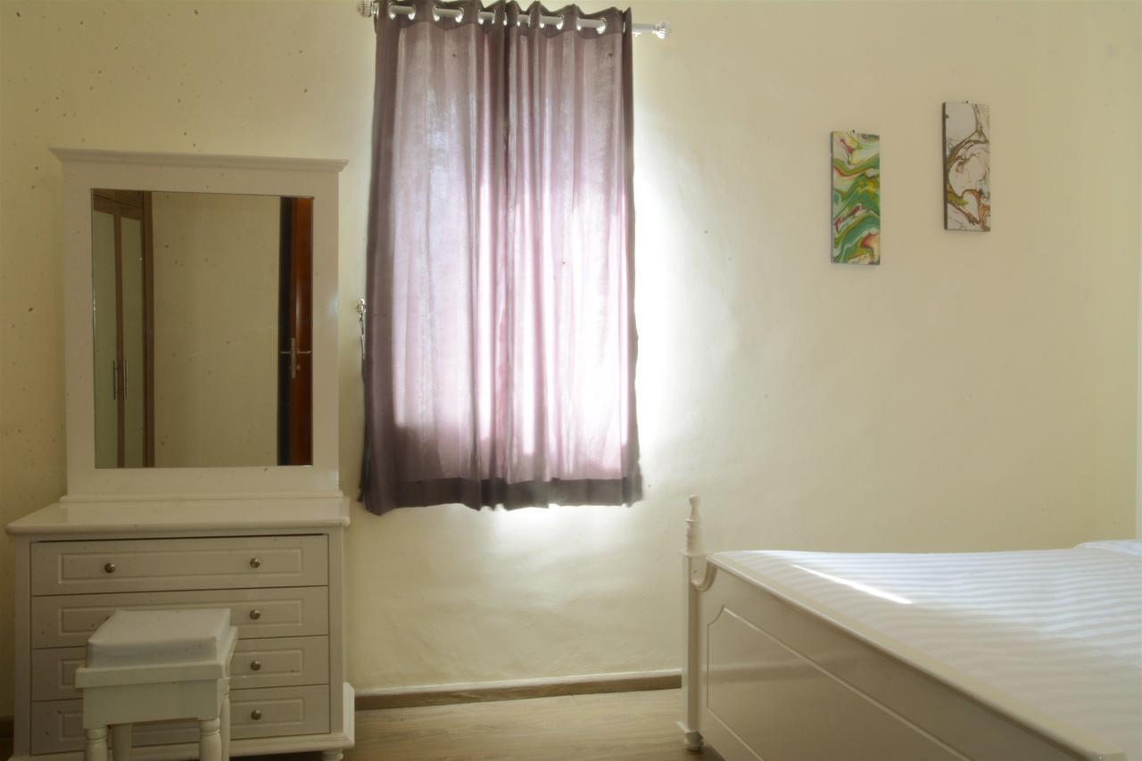 3Br Grand Palace With Private Bathtub By Travelio จาการ์ตา ภายนอก รูปภาพ